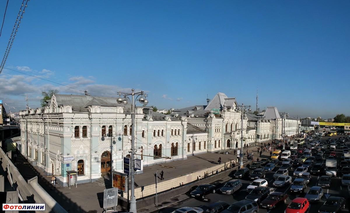 Рижский вокзал. Рижский вокзал Москва. ЖД вокзал Рижский Москва. Рижский вокзал станция. Москва Рижский вокзал Рига.