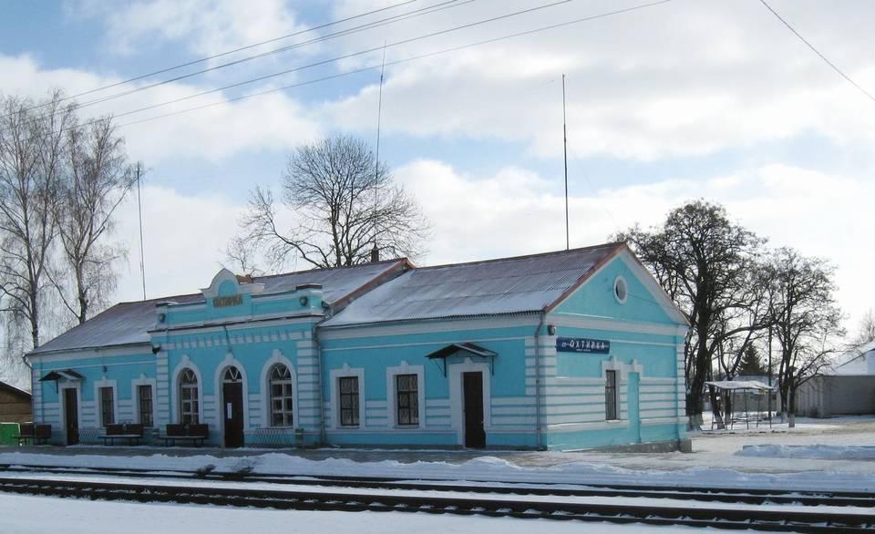 Погода в ахтырском районе на 10 дней. Станция Ахтырская. Пгт Ахтырский ЖД вокзал. Поселок Ахтырский Краснодарский. Посёлок Ахтырский Железнодорожная станция Ахтырская вокзал.